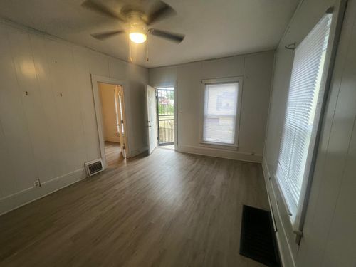 2439A N Dr William Finlayson St, Milwaukee, WI, 53212 | Card Image