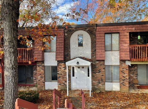 apt-4b-15 Woodsedge Dr, Newington, CT, 06111-4265 | Card Image