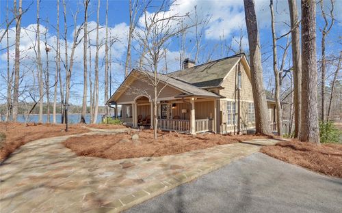 114 Blue Ridge Place, Lavonia, GA, 30553 | Card Image