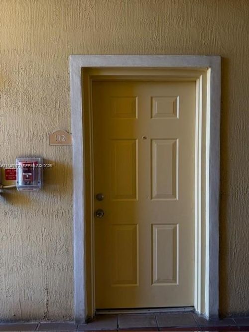 5-7330 Nw 114th Ave, Doral, FL, 33178-5590 | Card Image