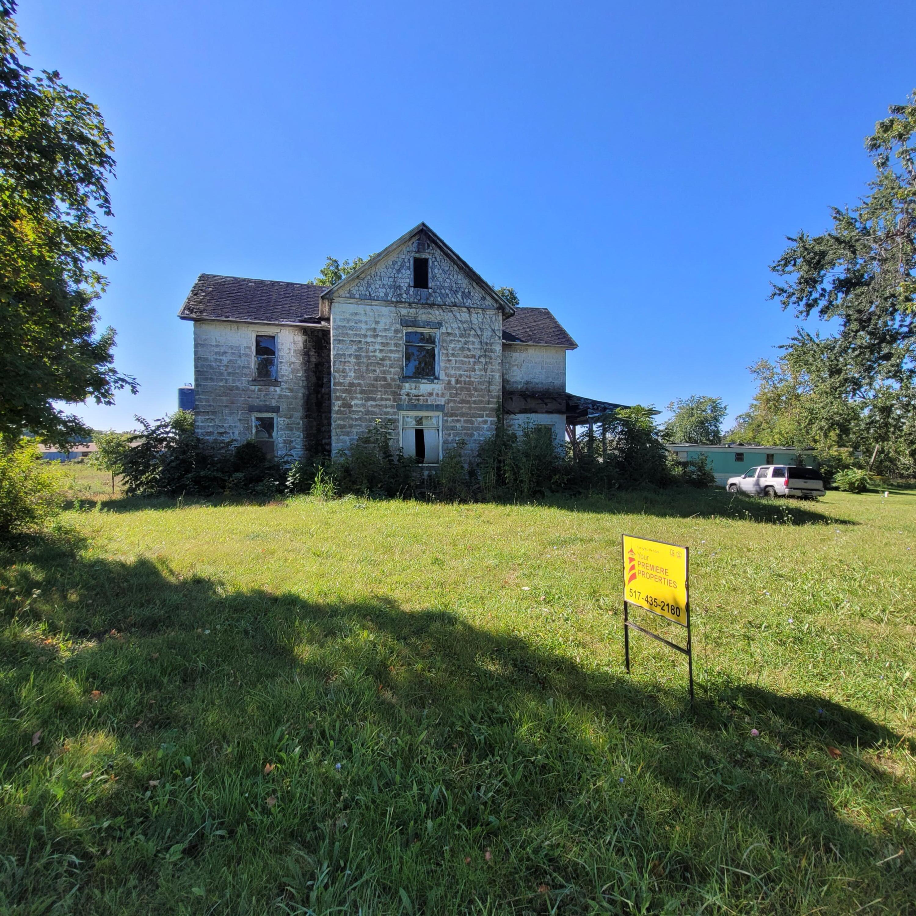 Nichols Rd, Osseo, MI 49266