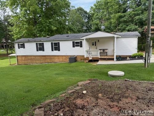 525 Marina Rd, Bracey, VA, 23919-3205 | Card Image