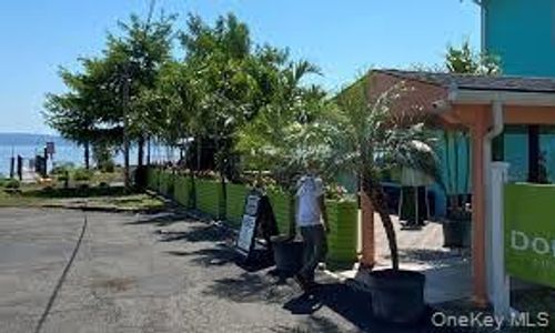 16 Front St, Haverstraw, NY, 10927-1618 | Card Image