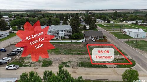96-98 Thomson St, Outlook, SK, S0L2N0 | Card Image