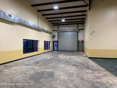 66 Industrial Loop, Staten Island, NY, 10309-1102 | Card Image
