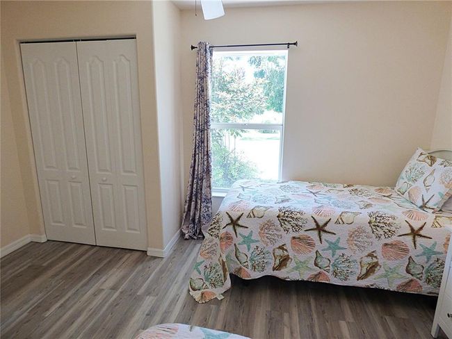 good size walk in closet | Image 52