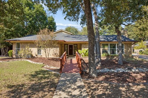 1501 Schumac Ln, Bedford, TX, 76022-6727 | Card Image