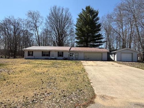 559 Gitchegumee Drive, Hanover Township, MI, 49620 | Card Image