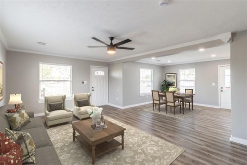 725 10th St, Dickinson, TX, 77539-2661 | Card Image