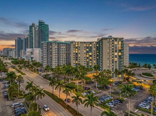 7v-3801 Ocean Dr, Hollywood, FL, 33019-2903 | Card Image