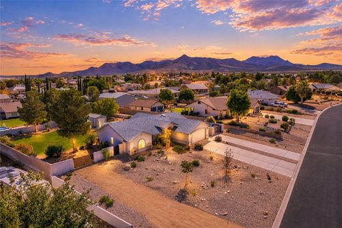 1400 Rawhide Dr, Kingman, AZ, 86401-7228 | Card Image