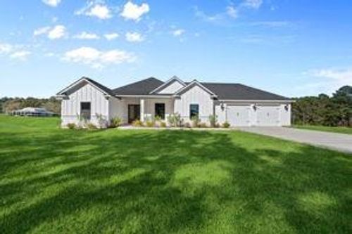 11695 Amberwood Dr, Montgomery, TX, 77356-3945 | Card Image