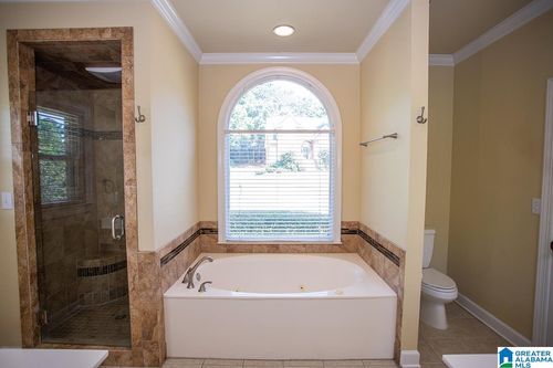 917 Dunridge Dr, BIRMINGHAM, AL, 35215-5165 | Card Image