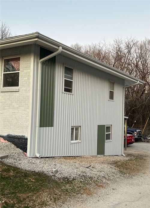 815 N Pleasant St, Springdale, AR, 72764-3135 | Card Image