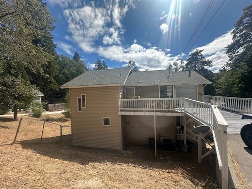 23855 Zuger, Crestline, CA, 92325 | Card Image