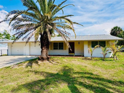 605 Barnes Pkwy, Nokomis, FL, 34275-2720 | Card Image