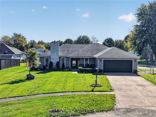 5240 Kevin St, Sheffield Village, OH, 44054-2907 | Card Image
