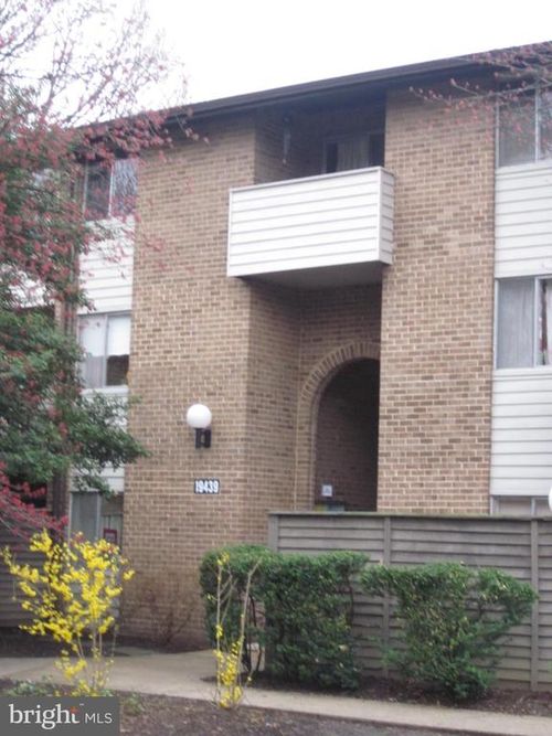 apt-301-19439 Brassie Pl, MONTGOMERY VILLAGE, MD, 20886-1935 | Card Image