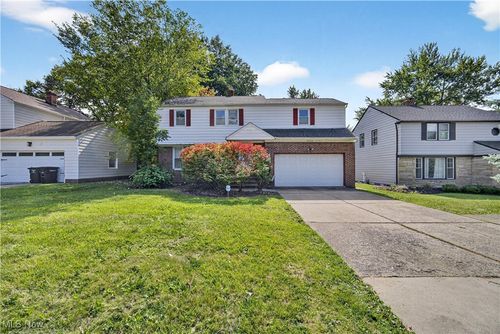 23218 Cedar Rd, Beachwood, OH, 44122-1060 | Card Image