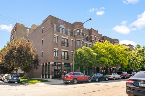 4-529 N Racine Ave, Chicago, IL, 60642-7938 | Card Image