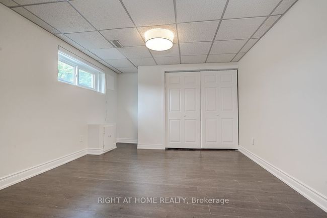 2 Citadel Dr, House other with 3 bedrooms, 2 bathrooms and 2 parking in Scarborough ON | Image 42