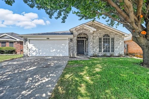 7317 Avington Way, Fort Worth, TX, 76133-8936 | Card Image