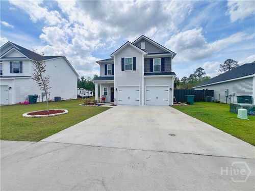 214 Brightleaf Cir, Hinesville, GA, 31313-9508 | Card Image