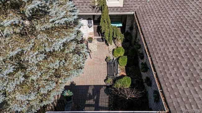 1339 Knollcrest Cir, Condo with 3 bedrooms, 3 bathrooms and null parking in Bloomfield Hills MI | Image 4