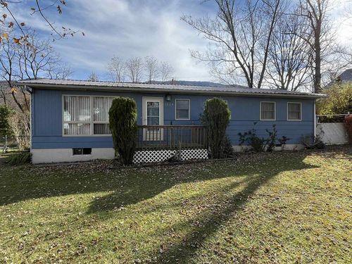 1224 Dogwood Rd, Tazewell, VA, 24651-5376 | Card Image