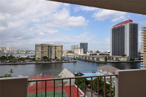 9i-1865 S Ocean Dr, Hallandale Beach, FL, 33009-7607 | Card Image