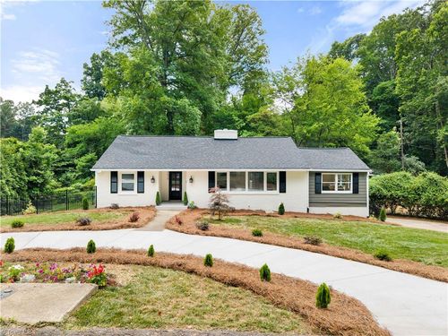 2626 Rogers Ln, Winston-Salem, NC, 27106-5838 | Card Image