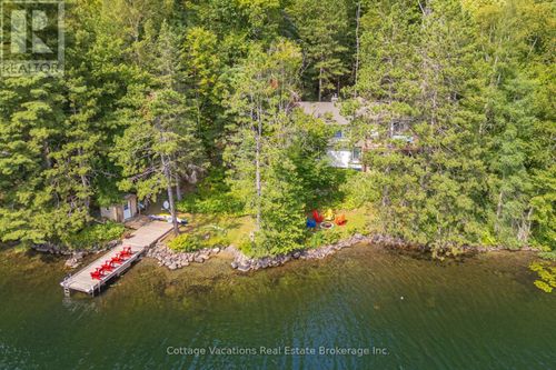 2795 Muskoka Rd S, Muskoka, ON, P0C1M0 | Card Image