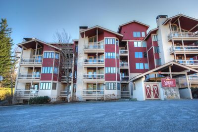 4316 - 792 Stratton Mountain Access Road, Condo with 3 bedrooms, 2 bathrooms and null parking in Stratton VT | Image 1