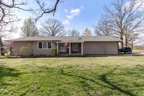 6700 County Road 8040, West Plains, MO, 65775-6142 | Card Image