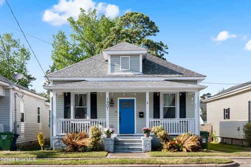 1907 Castle St, Wilmington, NC, 28403-2105 | Card Image