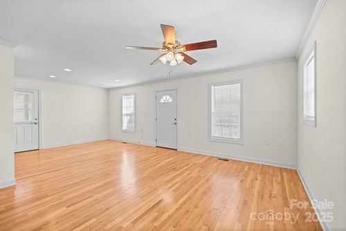 3117 Craig Ave, Valdese, NC, 28690-9532 | Card Image
