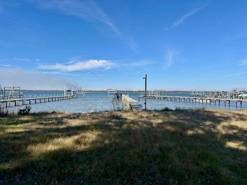 1464 Alligator Dr, ALLIGATOR POINT, FL, 32346-5114 | Card Image