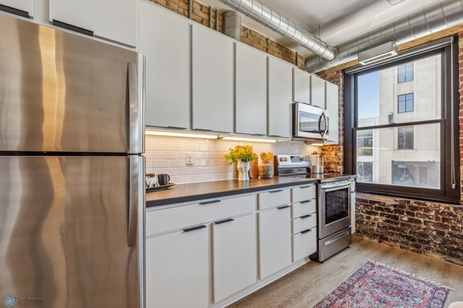 Kitchen | Image 8