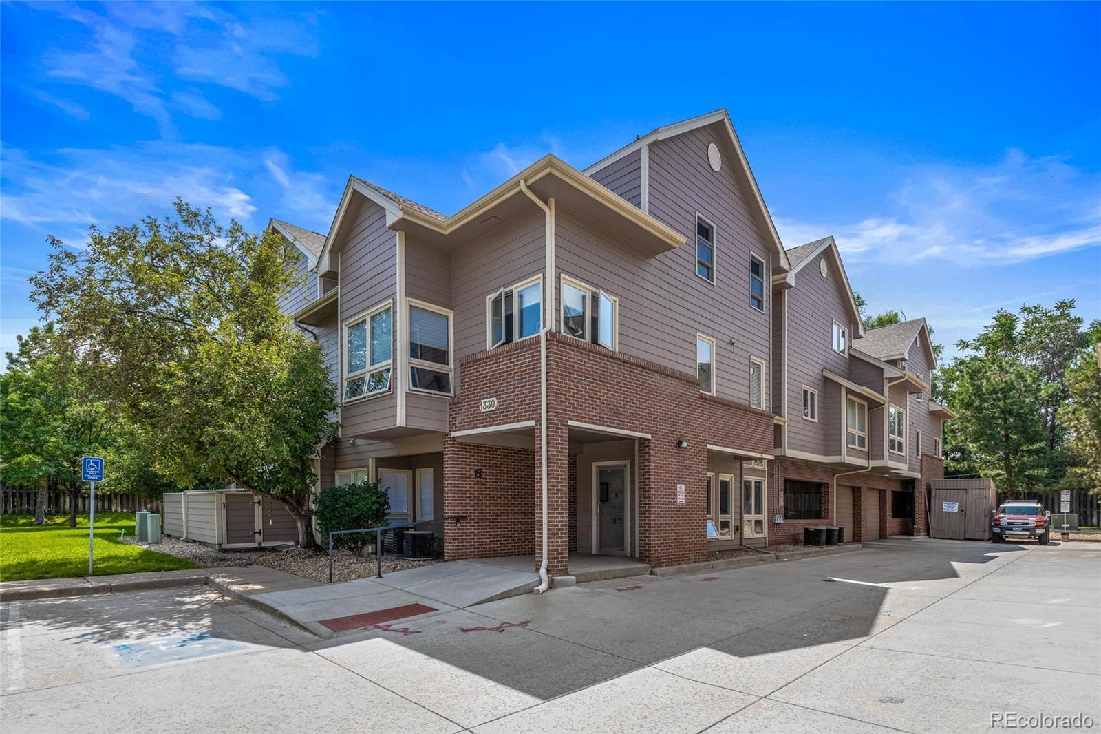 Residential Lease in Denver