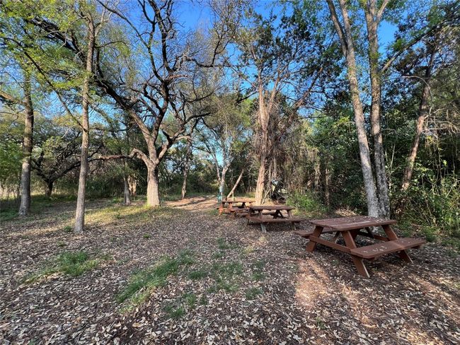 Private hiking trails and picnic areas. | Image 36