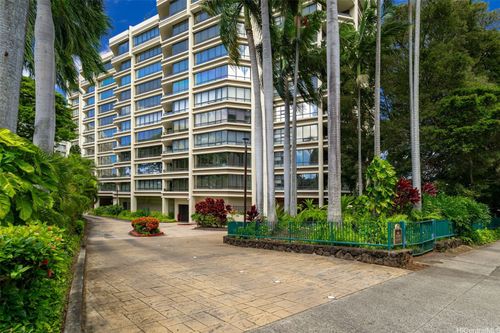 207-1525 Wilder Ave, Honolulu, HI, 96822-4684 | Card Image