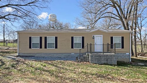 1501 Thompsonville Ln, Oak Grove, KY, 42262-9235 | Card Image