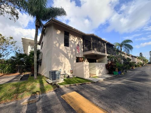 101-740 Se 1st Way, Deerfield Beach, FL, 33441-5371 | Card Image