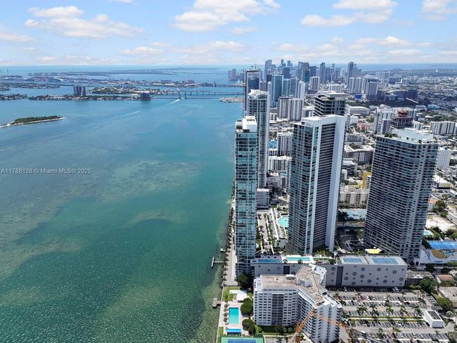 UNIT-2805 - 3131 Ne 7 Th Ave, Condo with 2 bedrooms, 2 bathrooms and null parking in Miami FL | Image 30