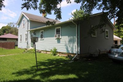 512 E South Street, House other with 3 bedrooms, 1 bathrooms and 2 parking in Durand IL | Image 2