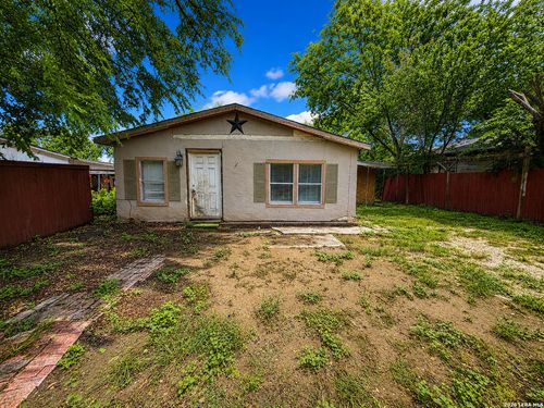 443 N San Ignacio Ave, San Antonio, TX, 78228-6129 | Card Image