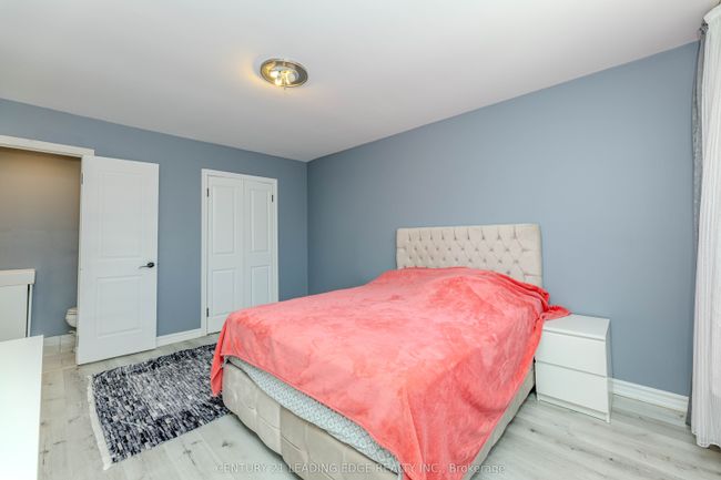 28 Sawmill Rd, House attached with 4 bedrooms, 3 bathrooms and 3 parking in North York ON | Image 15