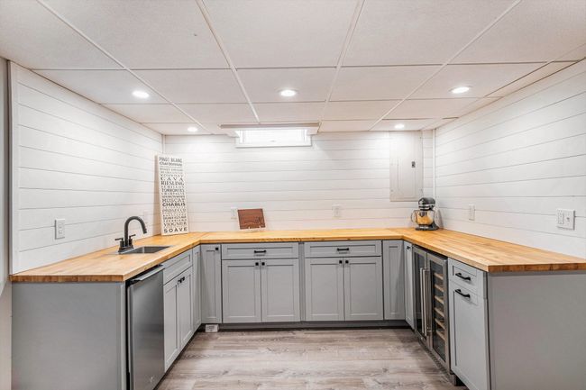 2352 Stepping Stone Pass, House other with 4 bedrooms, 3 bathrooms and null parking in Flushing MI | Image 22