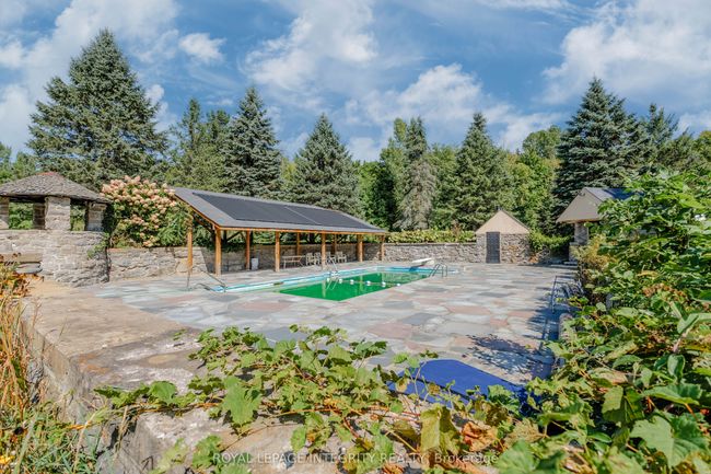 20763 Old Highway 2, House other with 4 bedrooms, 4 bathrooms and 15 parking in Lancaster ON | Image 34