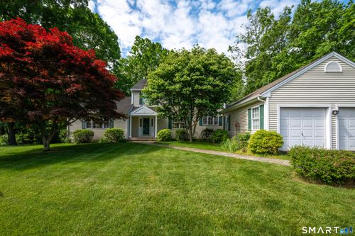 20-20 Pequot Ct, Monroe, CT, 06468-1296 | Card Image